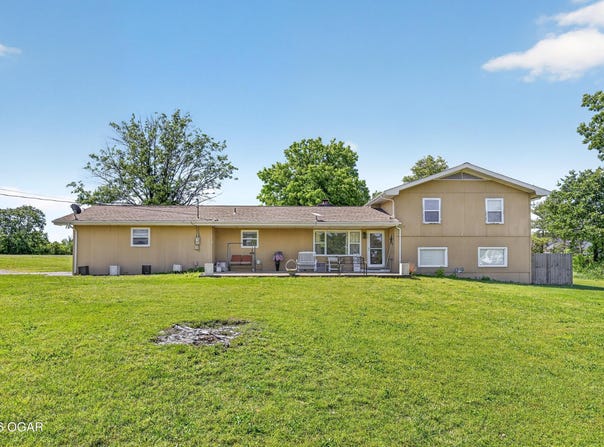5302 E 32nd Street, Joplin, MO 64804