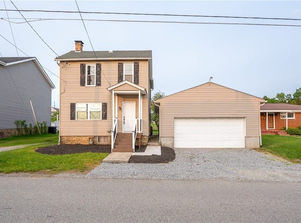 1200 Wood St, Derry Twp, PA 15650