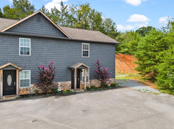 1478 William Holt Boulevard, Sevierville, TN 37862