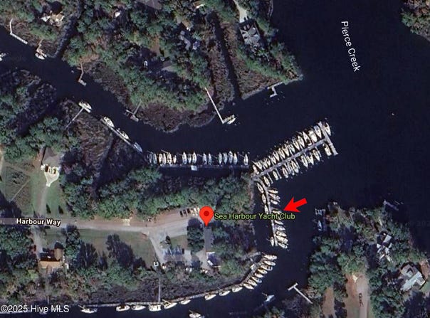 6020 Harbour Way, Oriental, NC 28571