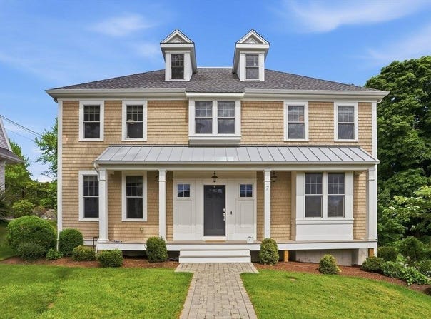 7 Howe St, Hingham, MA 02043