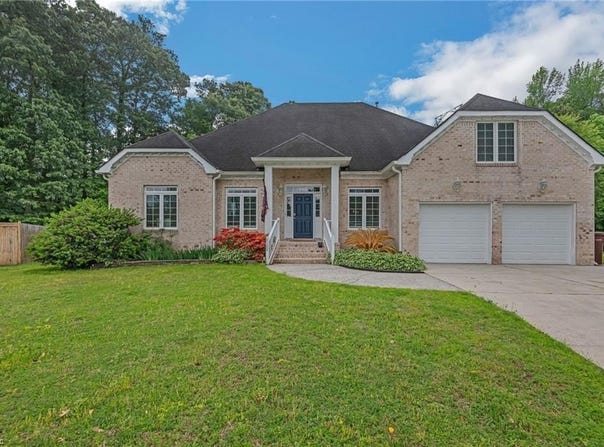 1125 Sutherlyn Court, Chesapeake, VA 23322