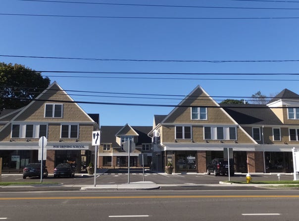 67 W Main Street, Clinton, CT 06413