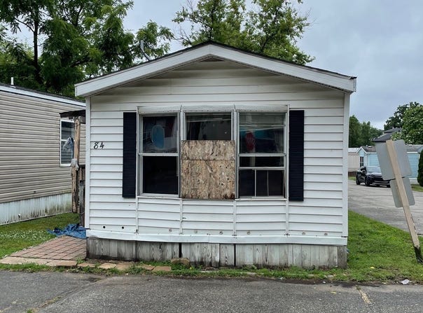 3170 Orchard Lake Road, Keego Harbor, MI 48320