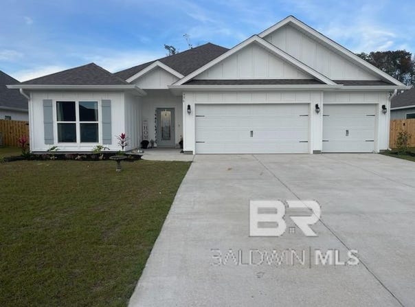 486 Apollo Avenue, Gulf Shores, AL 36542