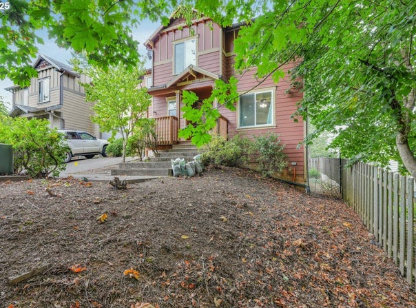 38909 SANDY HEIGHTS St, Sandy, OR 97055
