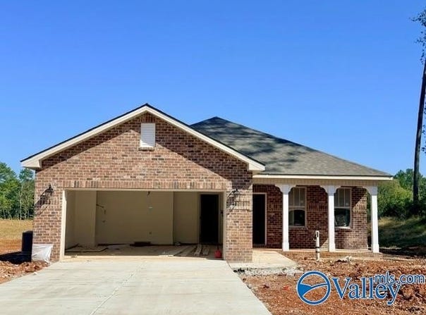 517 Cloverleaf Drive, Athens, AL 35611