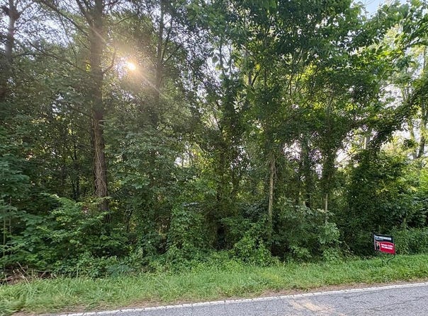 1321 Evans Pond Road, Greenwood, SC 29646