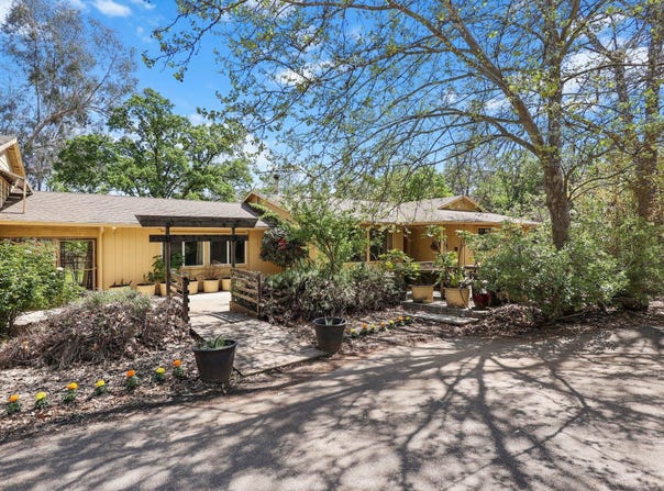 7741 Placer Road, Redding, CA 96001