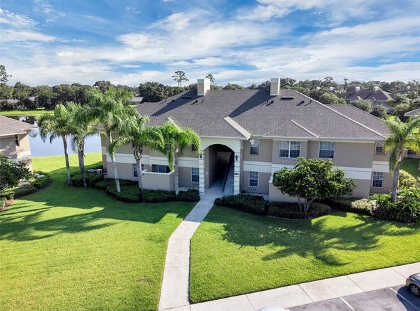 307 EAGLE POND DRIVE, WINTER HAVEN, FL 33884