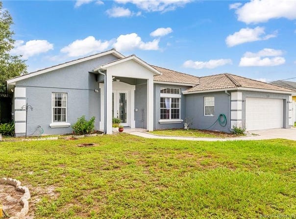 159 SW Sea Lion Road, Port St Lucie, FL 34953