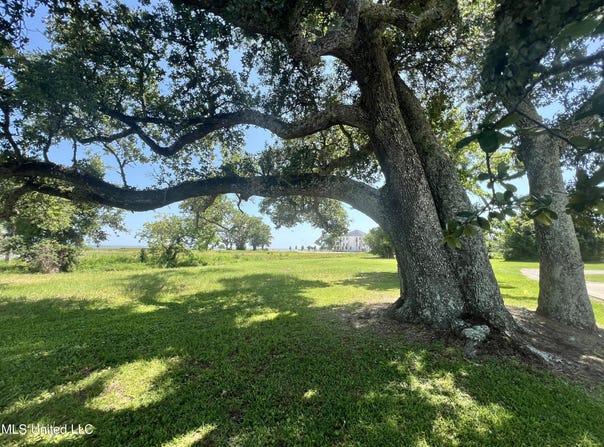 135 Arkansas Avenue, Gulfport, MS 39507