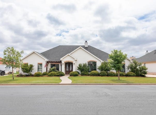 5426 Enclave Ct, San Angelo, TX 76904