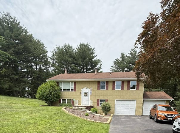 4 Kirsim Ct, Freeland, MD 21053