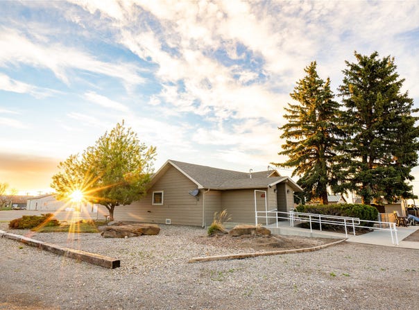 805 Teton Avenue, Valier, MT 59486