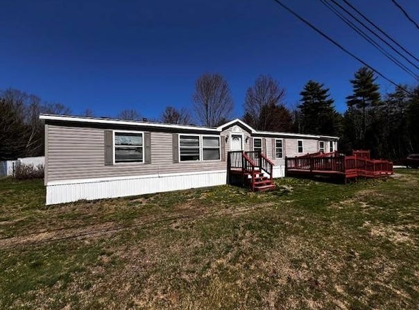 61 Marc Dr, Sanford, ME 04073