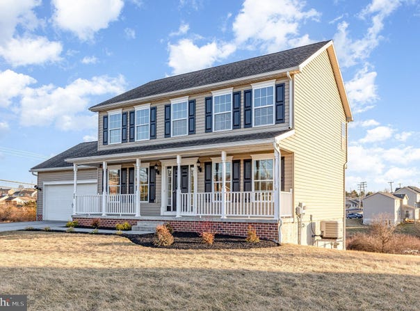 12 JOSHUA DRIVE, HANOVER, PA 17331