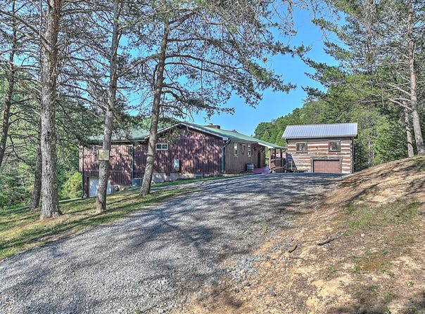 3388 Flower Gap Road, Blackwater, VA 24221