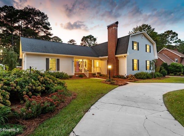 1208 Kingsbrook Road, Greenville, NC 27858