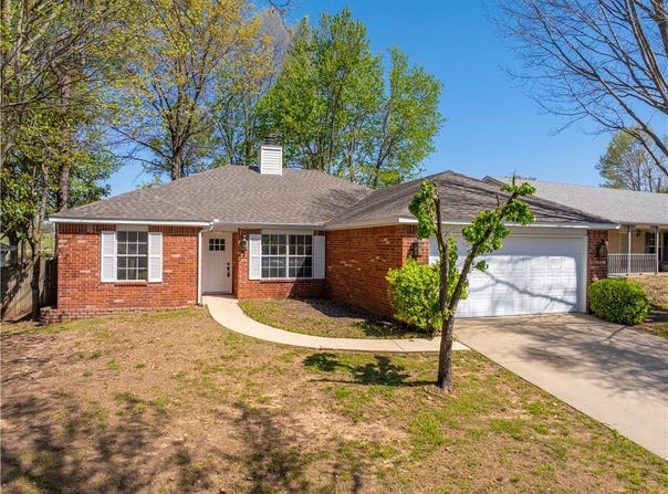 1740 Oxford  PL, Springdale, AR 72764