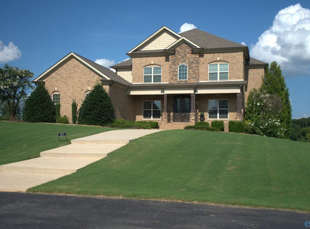 13520 Coldstream Way, Athens, AL 35611