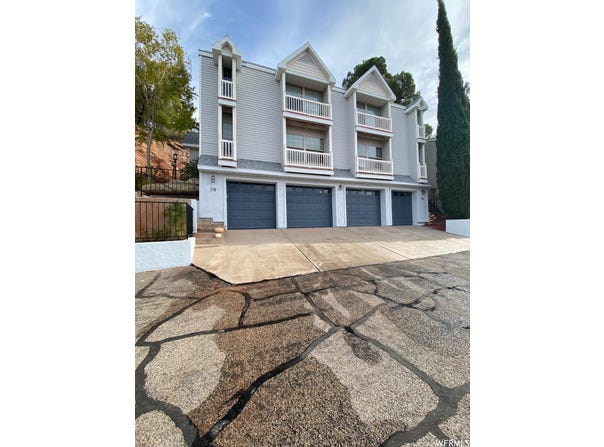 38 W 250 North N, St George, UT 84770