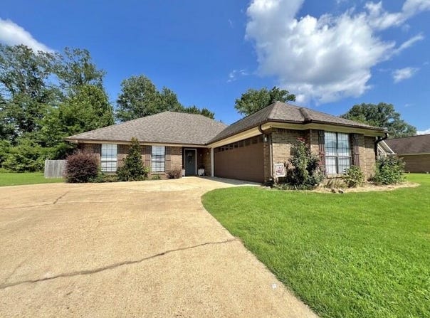 192 Colt Ln., Guntown, MS 38849
