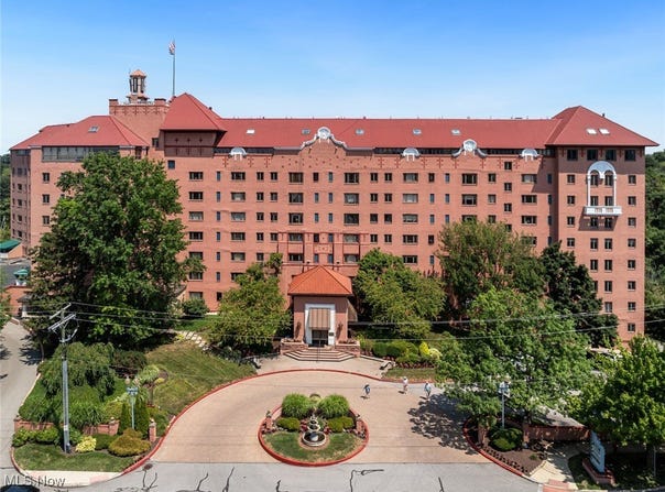 19000 Lake Road unit: 5408, Rocky River, OH 44116
