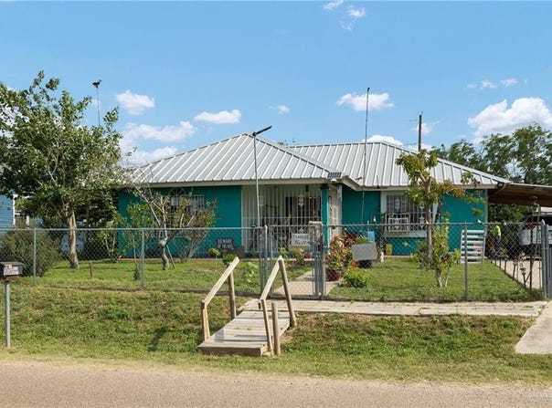 100 W Mesquite Street, Sullivan City, TX 78595