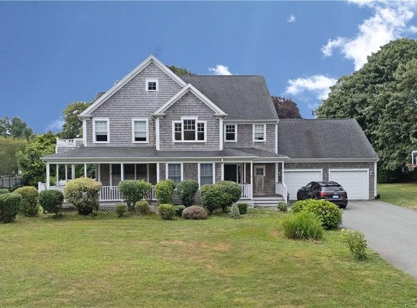 9 Prospect Lane, Portsmouth, RI 02871