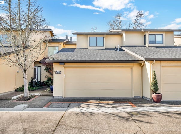 574 WIMBLEDON Ct, Eugene, OR 97401