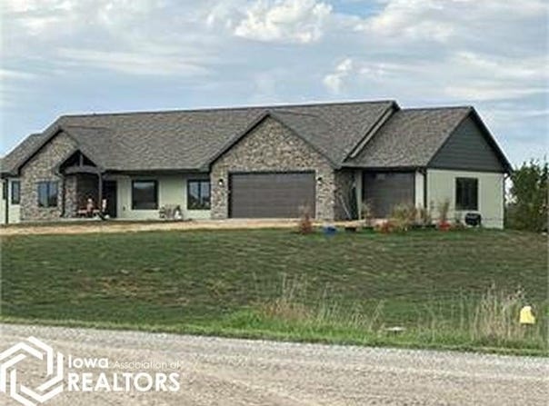 251 125th Avenue, Monroe, IA 50170