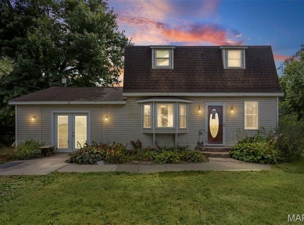 25833 Joe Knight Road, Dow, IL 62022