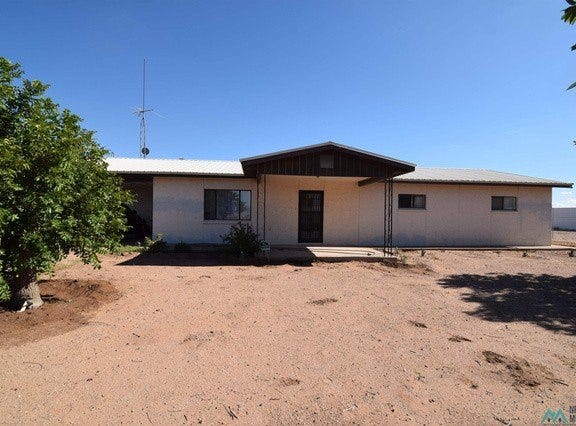 2550 ASH ST SW, Deming, NM 88030