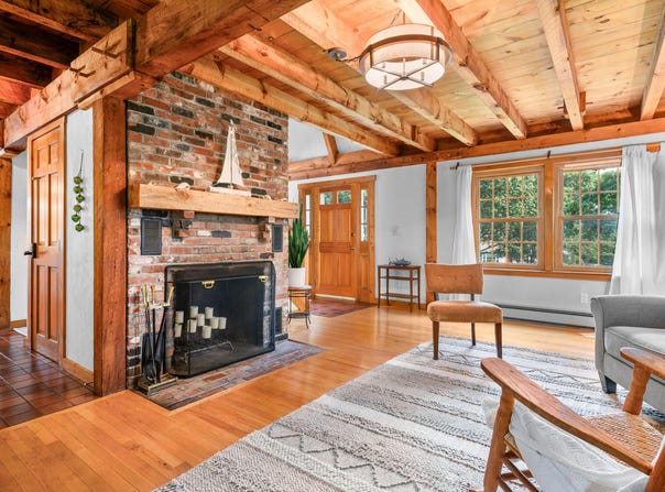 17 Cedar Point Circle, Centerville, MA 02632