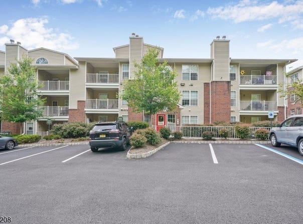 2112 Schindler Ln, Wayne Twp., NJ 07470