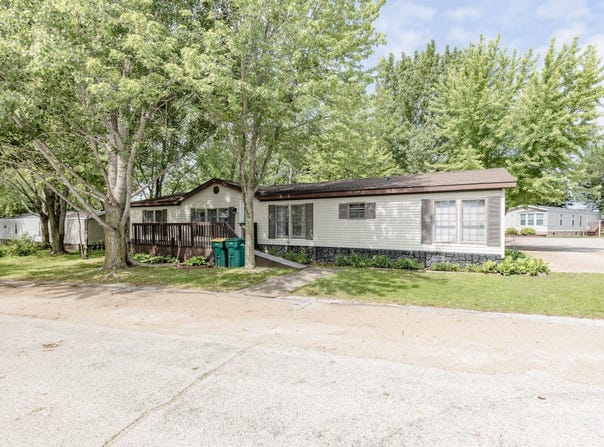 806 28th St 85, Milford, IA 51351