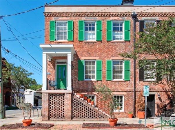 24 W Taylor Street, Savannah, GA 31401
