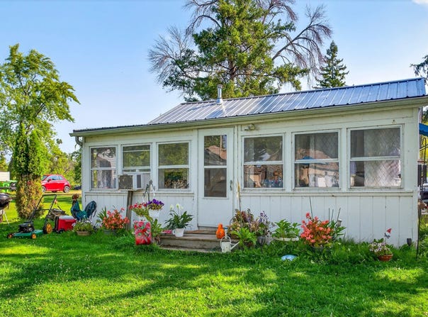 7621 WIDGEON Lane, LARSEN, WI 54947