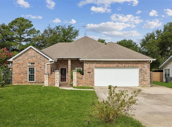307 Ada Street, Irving, TX 75061