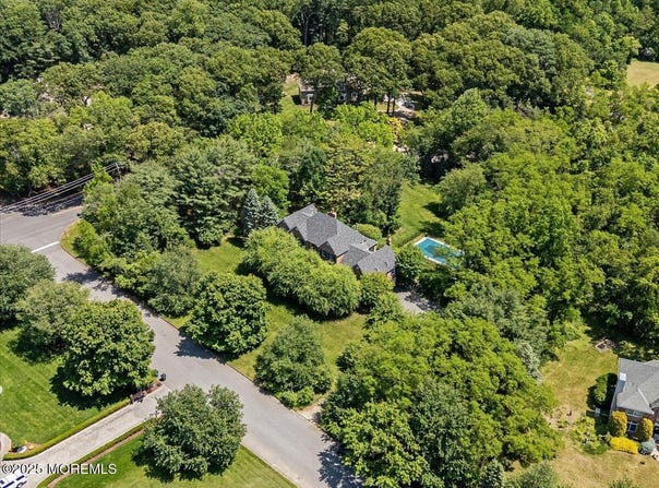 2 Warrenton Lane, Colts Neck, NJ 07722