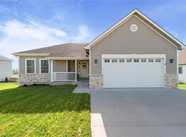 1506 Arbor Lane, Atchison, KS 66002