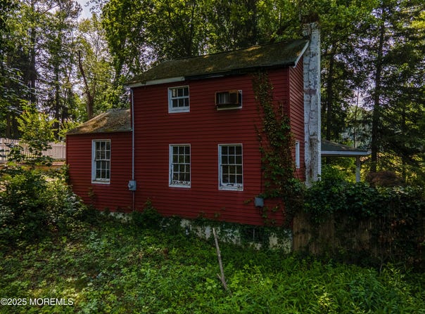965 W Front Street, Red Bank, NJ 07701