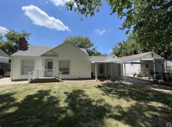 2723 SE Pennsylvania AVE, Topeka, KS 66605