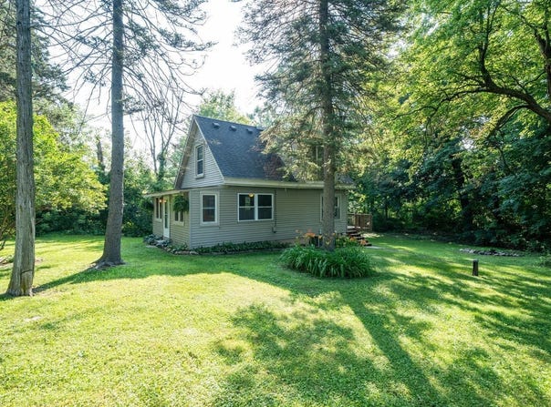 1289 Boulevard, Howell, MI 48843