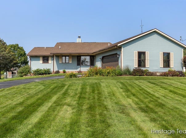 6559 Burlingame Avenue SW, Byron Center, MI 49315