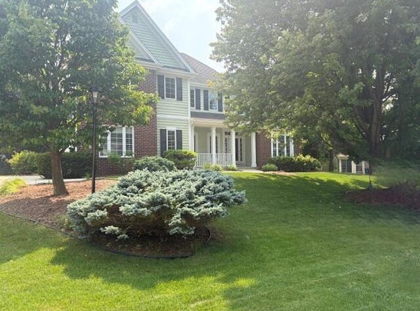 5235 W Yale Dr, Franklin, WI 53132