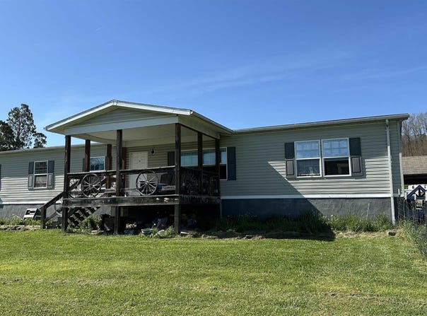 280 Crystal Springs Road, Elkins, WV 26241