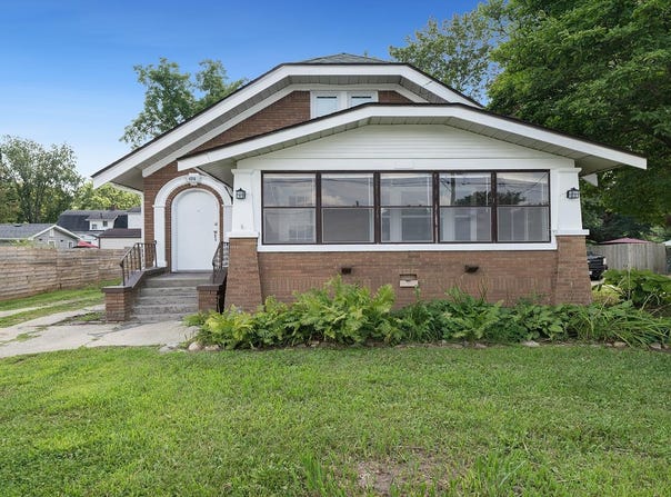 4210 W State, ROCKFORD, IL 61102