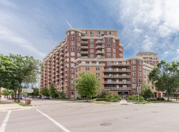360 W Washington Avenue, Madison, WI 53703